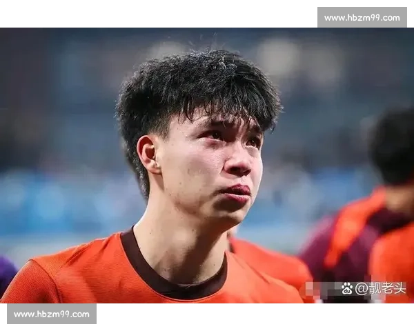 中国队对阵沙特队激烈较量 争夺世界杯出线关键战役 中国队对阵沙特队激烈较量 争夺世界杯出线关键战役